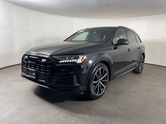 2021 Audi Q7 Prestige