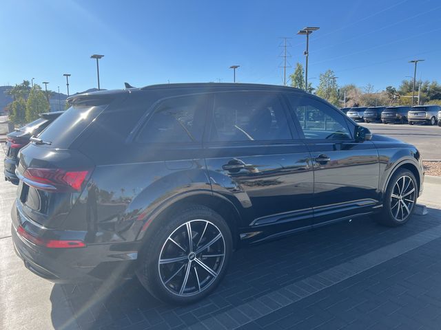 2021 Audi Q7 Prestige