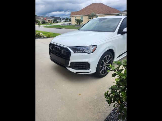 2021 Audi Q7 Prestige