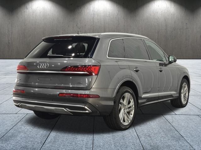 2021 Audi Q7 Premium