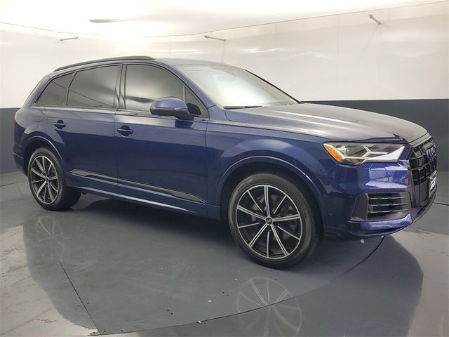 2021 Audi Q7 Premium Plus