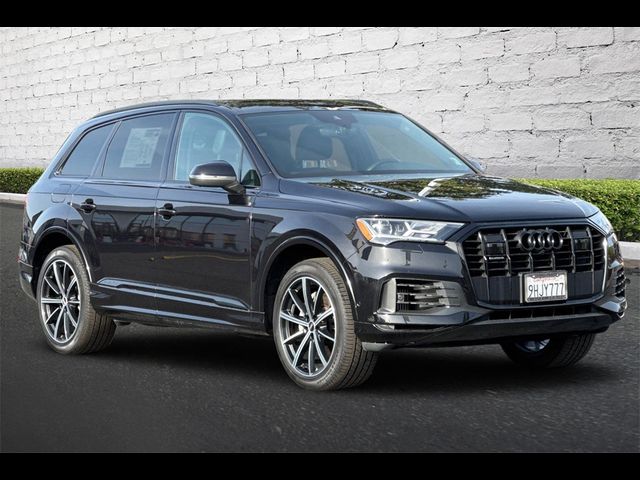 2021 Audi Q7 Premium Plus