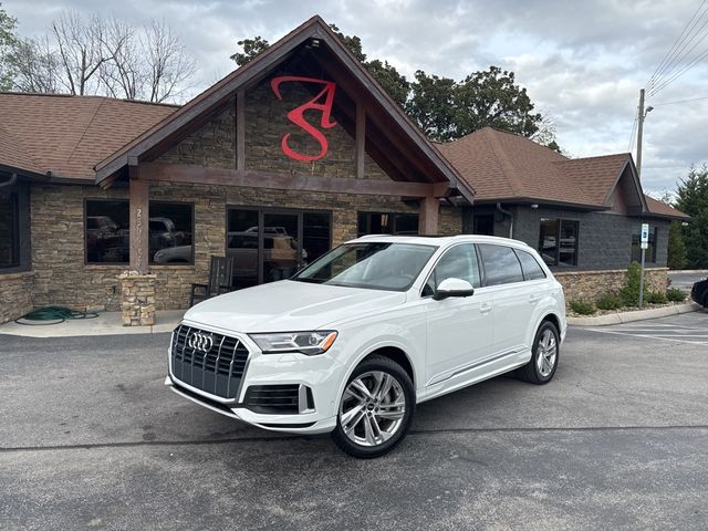 2021 Audi Q7 Premium Plus