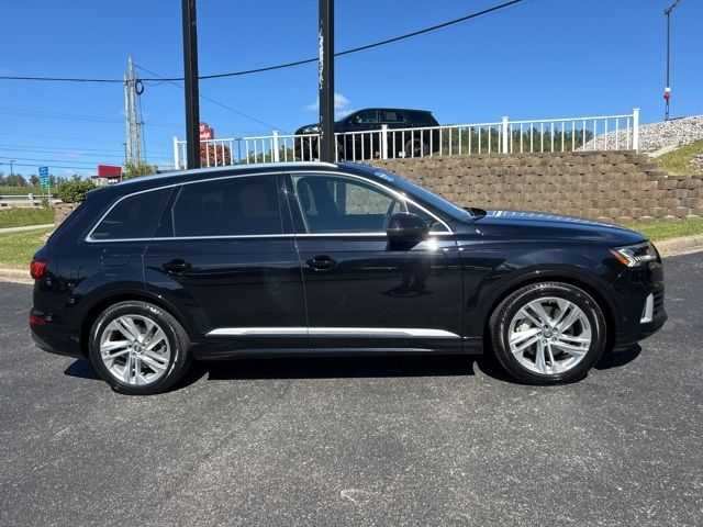 2021 Audi Q7 Prestige