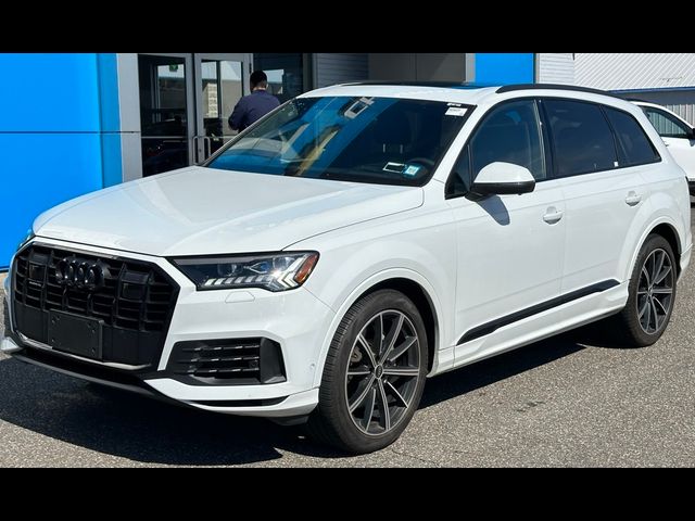 2021 Audi Q7 Prestige