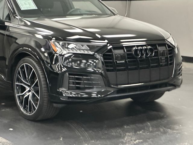 2021 Audi Q7 Prestige