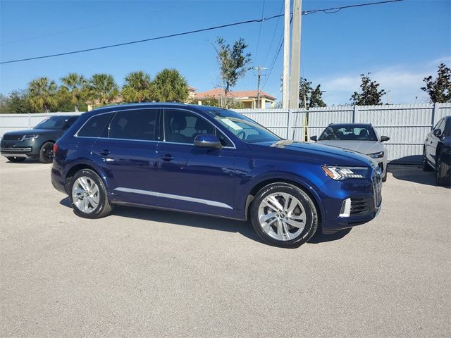 2021 Audi Q7 Prestige