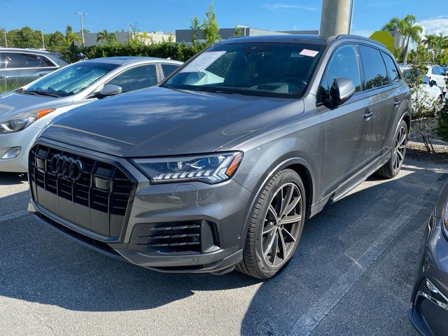 2021 Audi Q7 Prestige