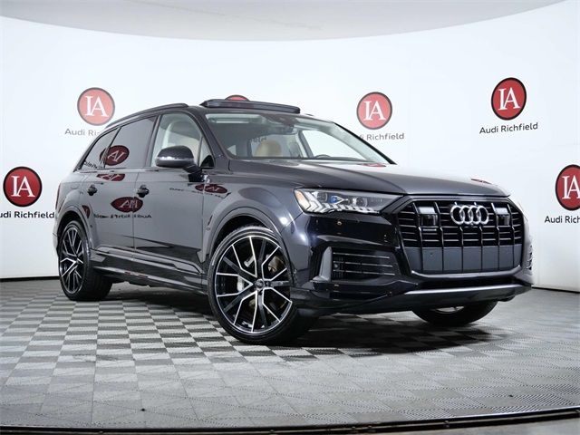 2021 Audi Q7 Prestige