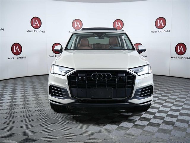 2021 Audi Q7 Prestige