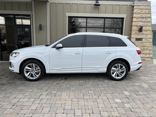 2021 Audi Q7 Premium