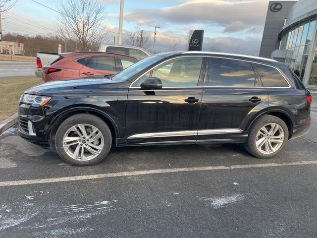 2021 Audi Q7 Premium