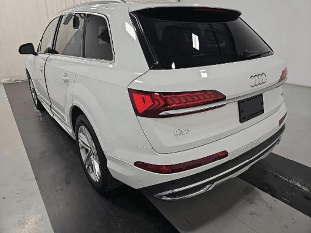 2021 Audi Q7 Premium