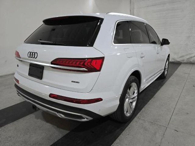 2021 Audi Q7 Premium