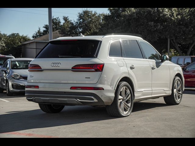 2021 Audi Q7 Premium Plus