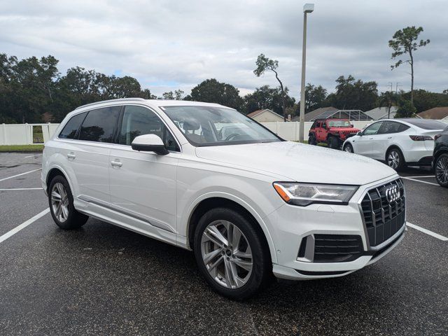 2021 Audi Q7 Premium Plus