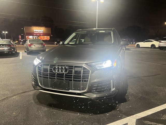 2021 Audi Q7 Premium Plus