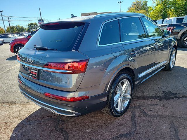 2021 Audi Q7 Premium Plus