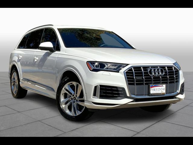 2021 Audi Q7 Premium Plus