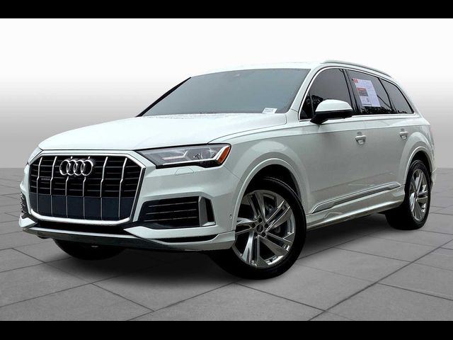 2021 Audi Q7 Premium Plus