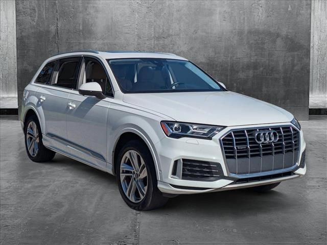 2021 Audi Q7 Premium Plus