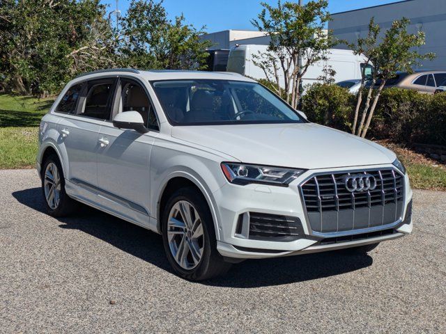 2021 Audi Q7 Premium Plus