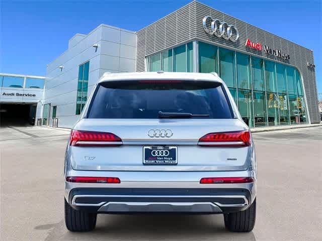 2021 Audi Q7 Premium Plus