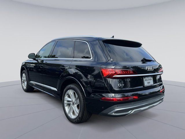 2021 Audi Q7 Premium Plus