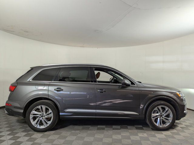 2021 Audi Q7 Premium Plus