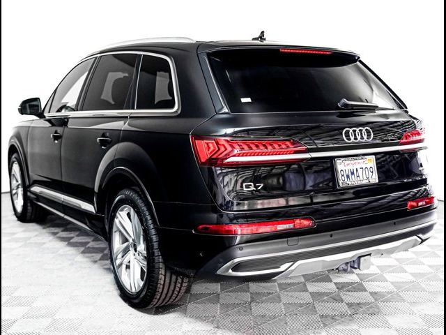 2021 Audi Q7 Premium Plus