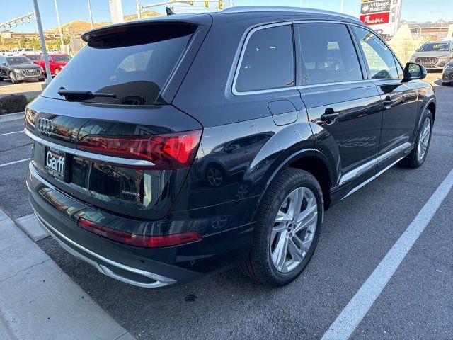 2021 Audi Q7 Premium Plus