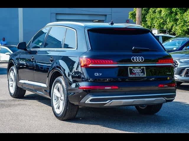 2021 Audi Q7 Premium Plus