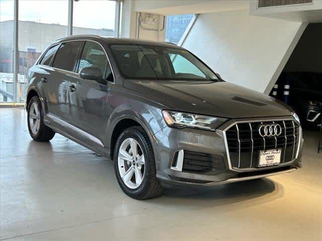 2021 Audi Q7 Premium Plus