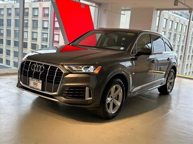 2021 Audi Q7 Premium Plus