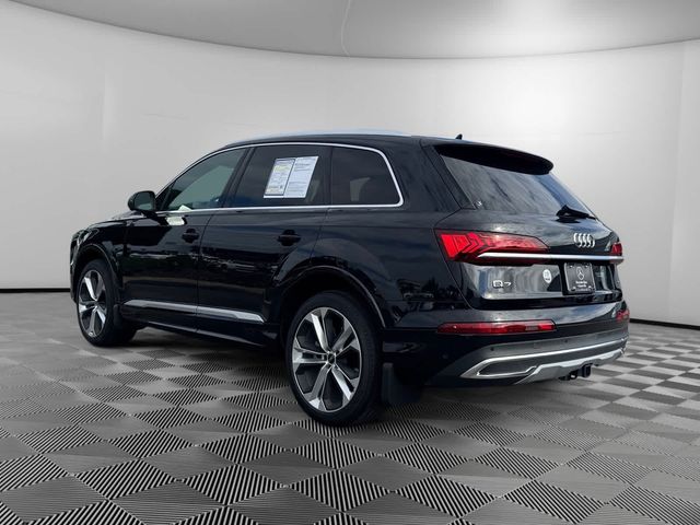 2021 Audi Q7 Premium Plus