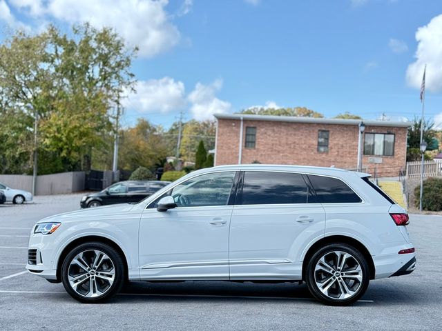 2021 Audi Q7 Premium Plus