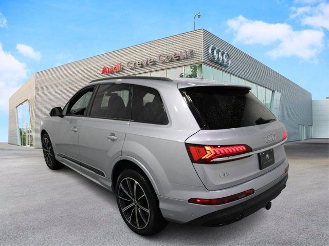 2021 Audi Q7 Premium Plus