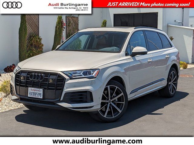 2021 Audi Q7 Premium Plus