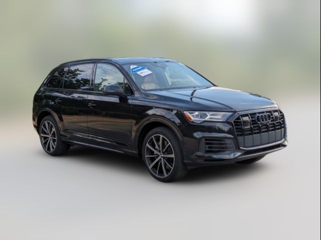 2021 Audi Q7 Premium Plus