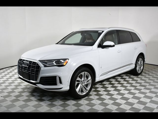 2021 Audi Q7 Premium Plus