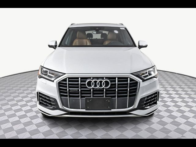 2021 Audi Q7 Premium Plus