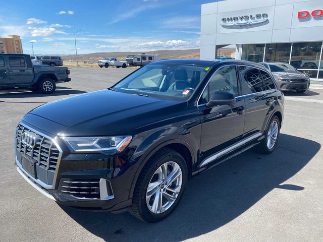 2021 Audi Q7 Premium Plus