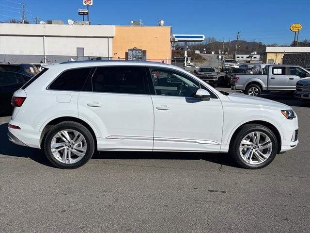 2021 Audi Q7 Premium Plus