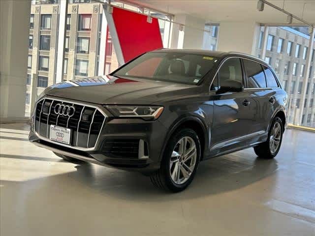 2021 Audi Q7 Premium Plus