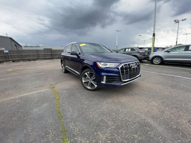 2021 Audi Q7 Premium Plus