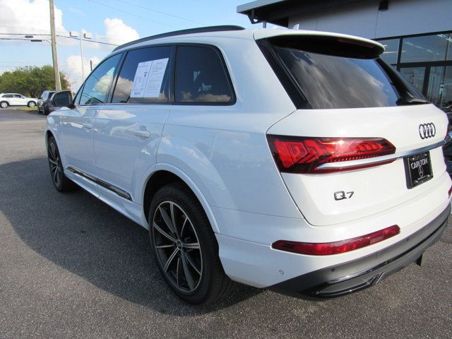 2021 Audi Q7 Premium Plus