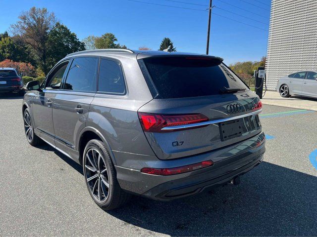 2021 Audi Q7 Premium Plus