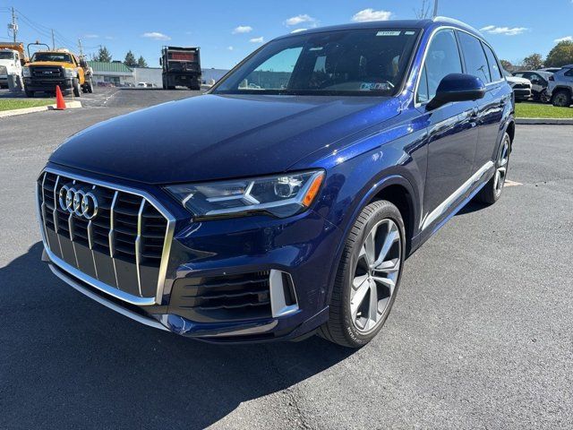 2021 Audi Q7 Premium Plus