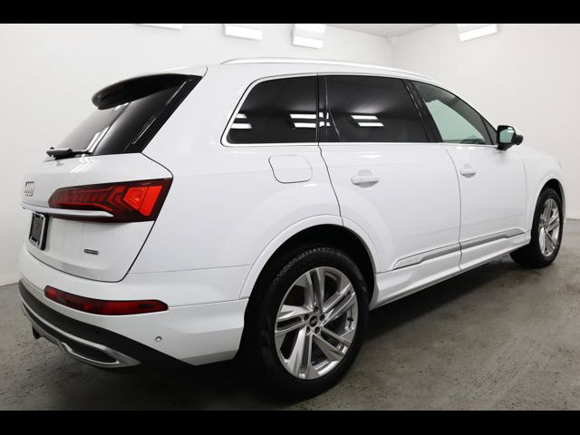 2021 Audi Q7 Premium Plus