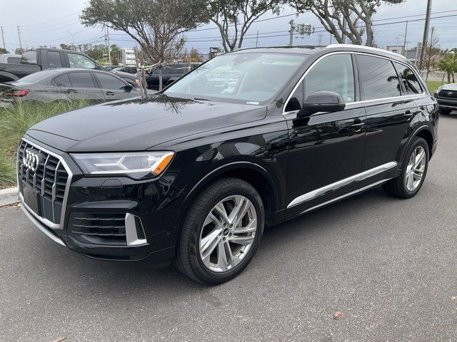 2021 Audi Q7 Premium Plus